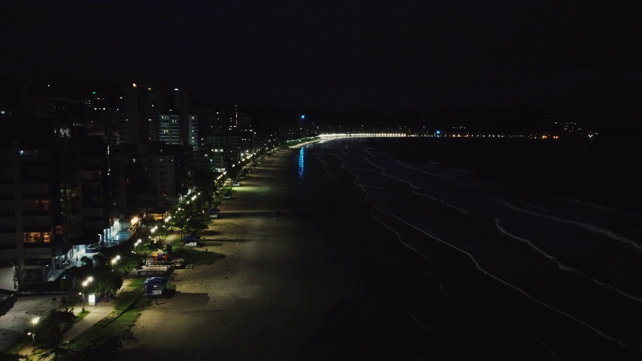 海洋、海浪、沙滩和阳光视频素材