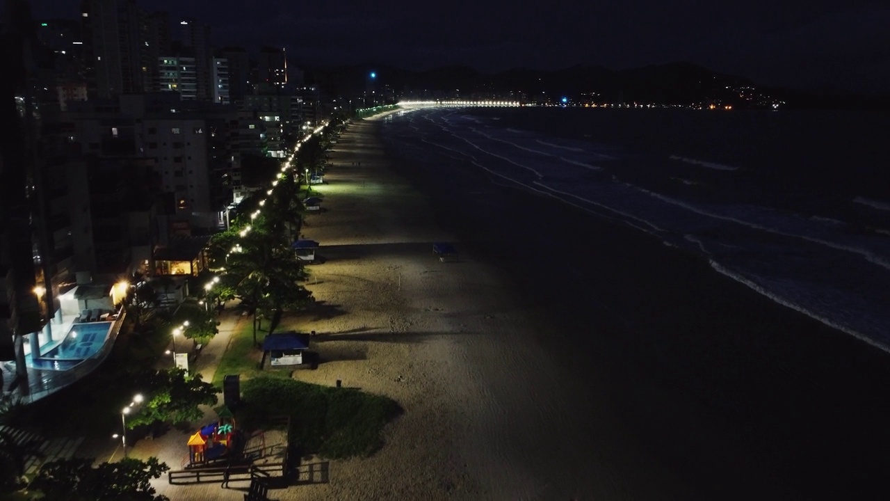 海洋、海浪、沙滩和阳光视频素材