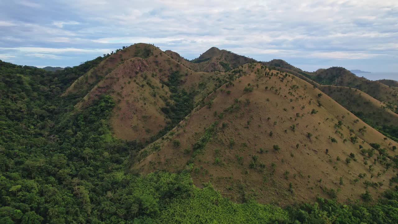 菲律宾山区的无人机镜头视频素材