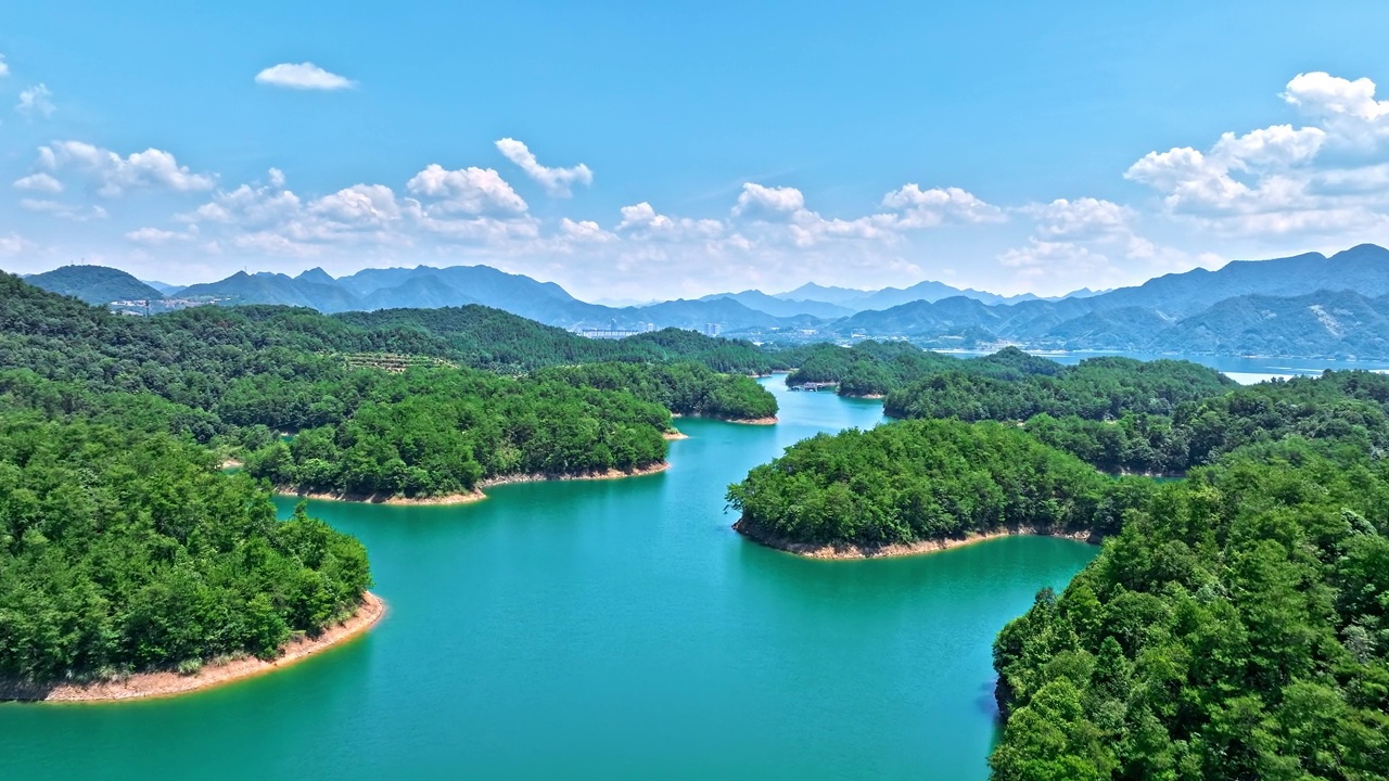 杭州湖水清澈，青山绿水视频素材