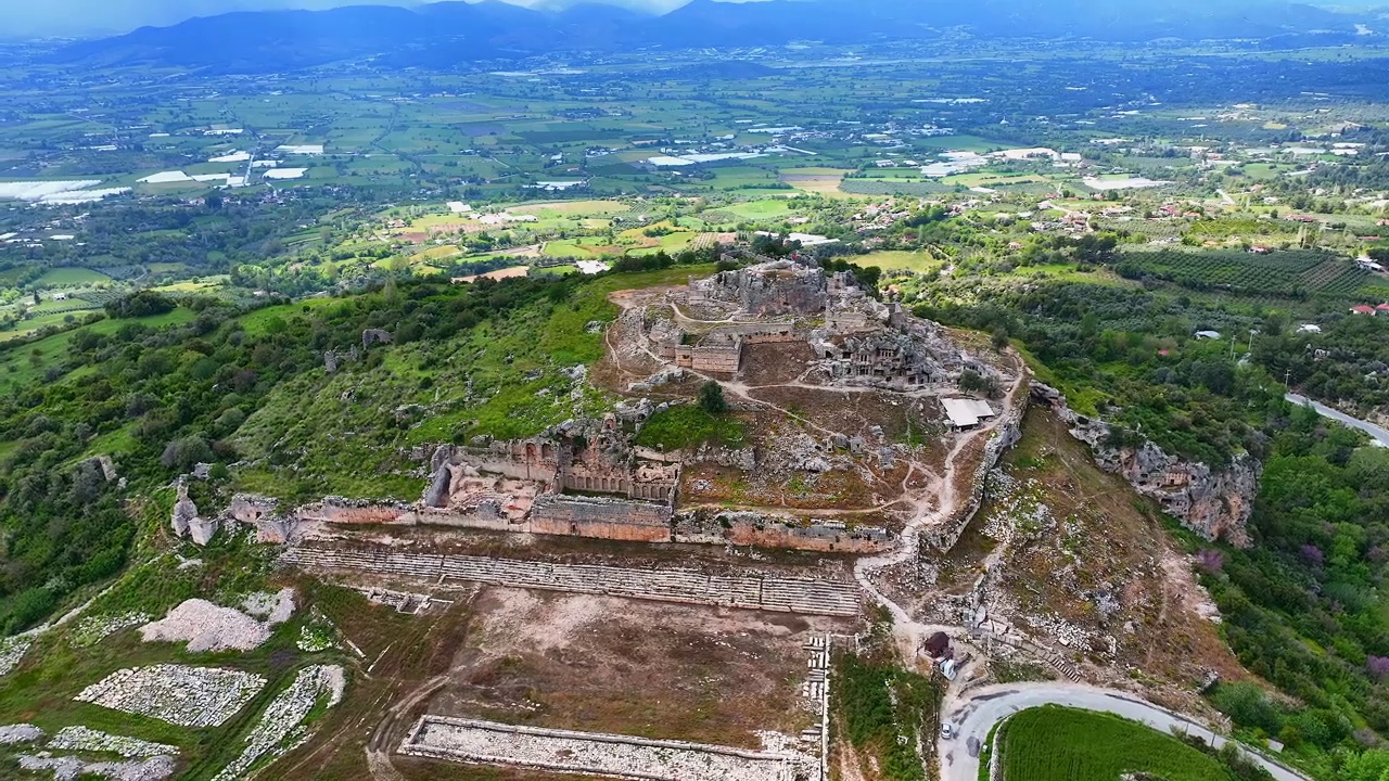 无人机拍摄的特罗斯古城，费特希耶，Muğla，土耳其视频下载