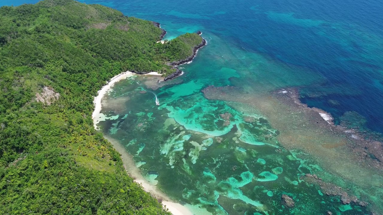 Playa Ermitano, El Valle，萨马纳，多米尼加共和国视频素材