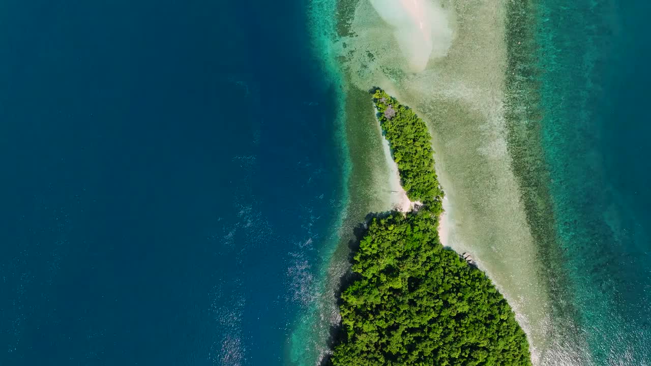 热带岛屿，绿松石般的海水。菲律宾。视频素材