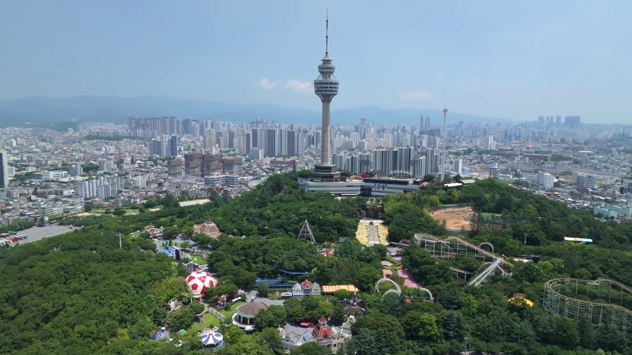 韩国大邱达西区Duryu Park、Duryu Mountain、大邱Eworld、83Tower等市中心视频素材