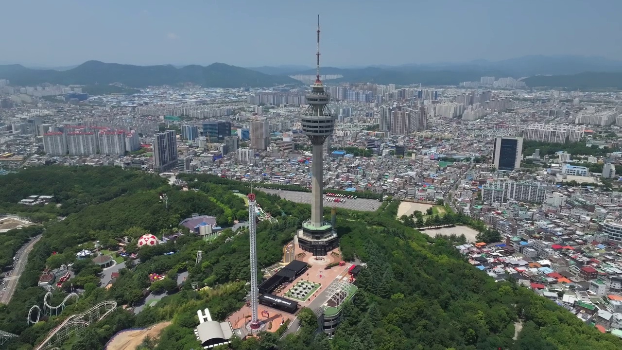 韩国大邱达西区Duryu Park、Duryu Mountain、大邱Eworld、83Tower等市中心视频素材