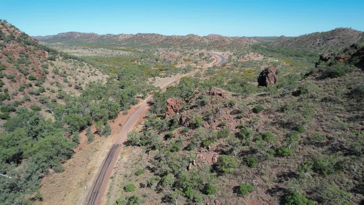 澳大利亚昆士兰州Cloncurry的航拍画面视频素材