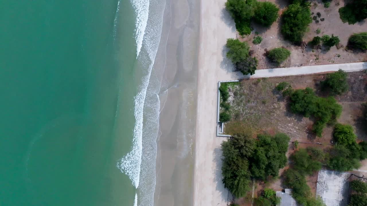 华欣海滩和海浪，泰国视频素材