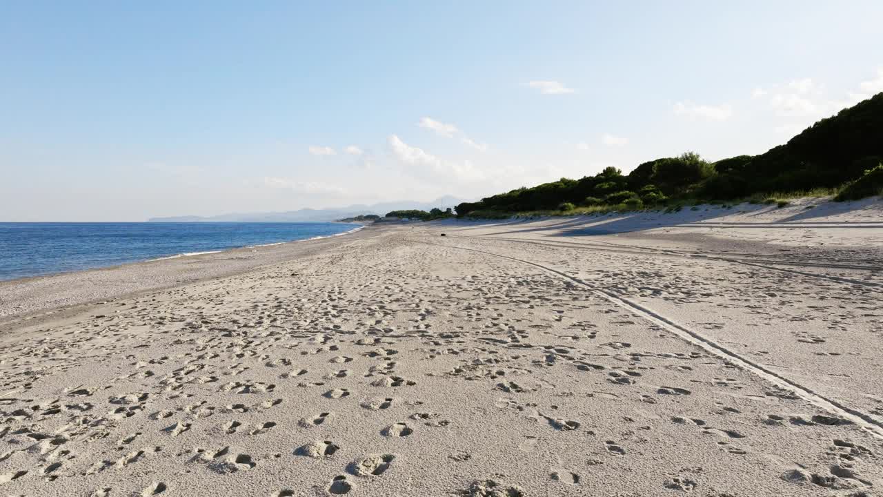 夏天的卡拉布里亚地区和地中海的海滩视频素材