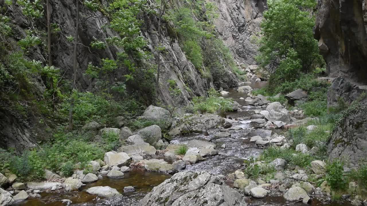 小山河视频素材