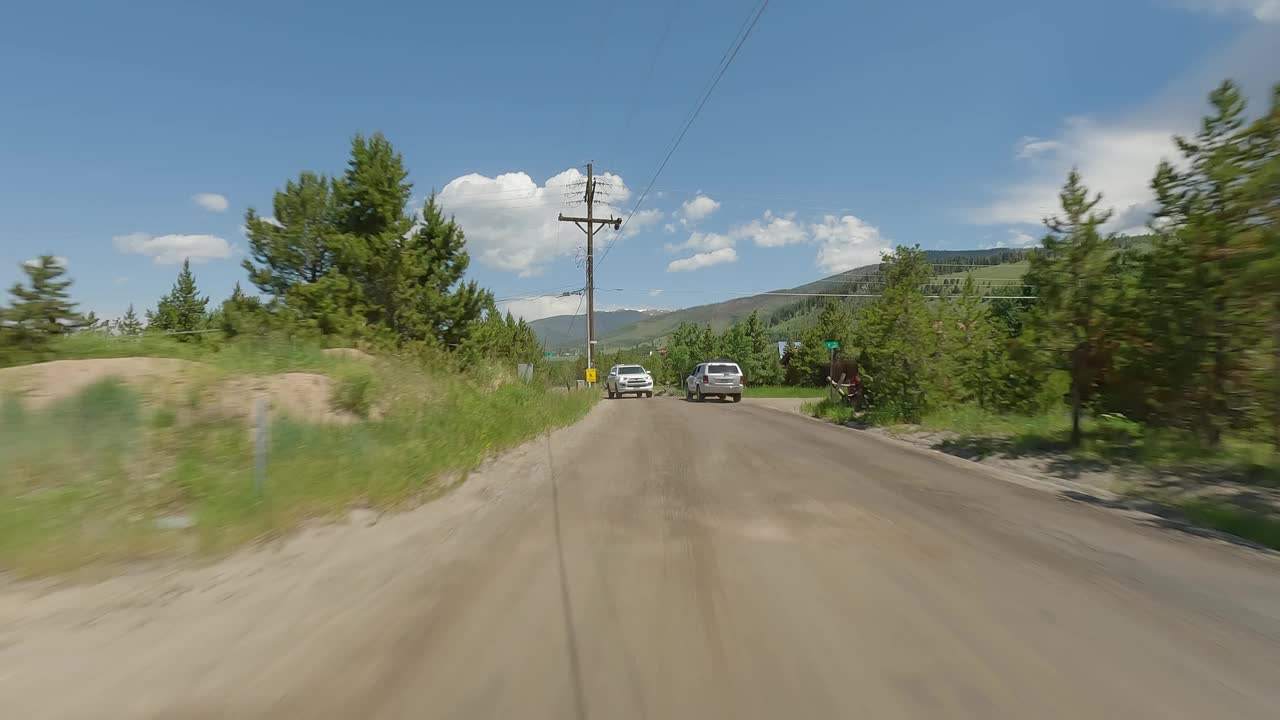 Silverthorne 1同步系列后夏季驾驶科罗拉多视频素材