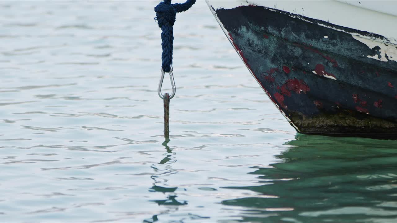 渔船在海水视频视频素材