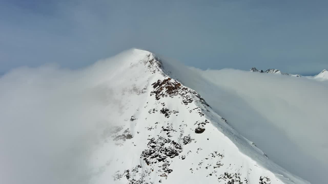 高山雪山景观视频素材