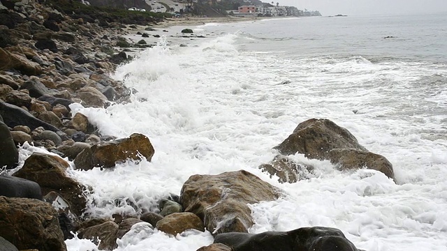 海浪慢镜头视频素材