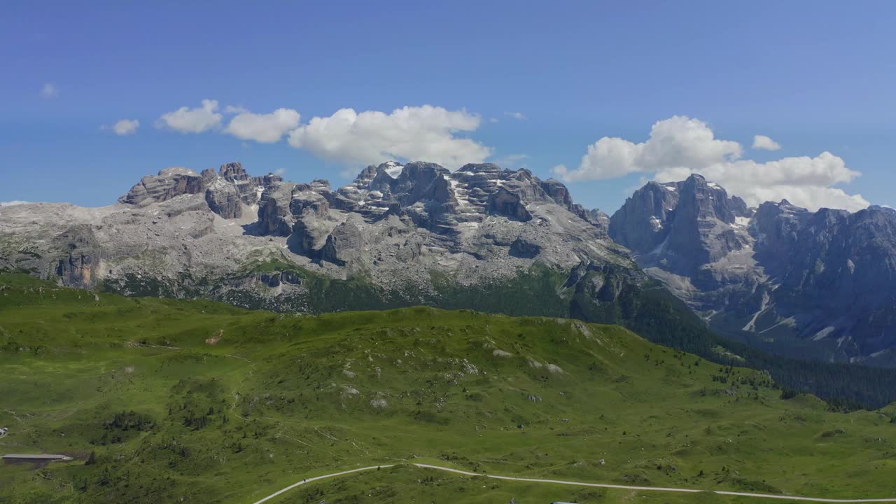 trentino brenta白云岩全景鸟瞰图视频素材