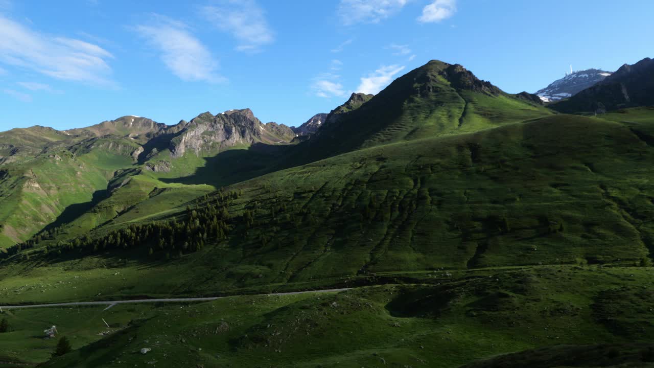 图尔马雷山口和Midi山口，上比利牛斯，法国视频素材