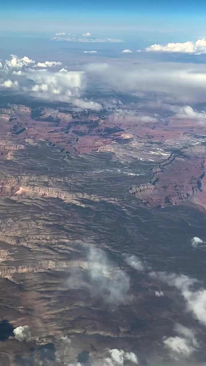 1 .飞越大峡谷视频下载