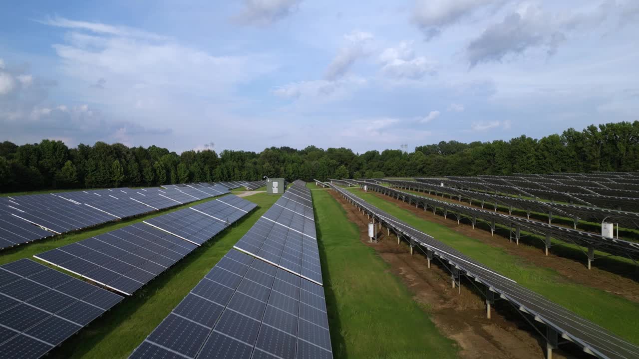 太阳能电池板领域。可再生能源视频素材