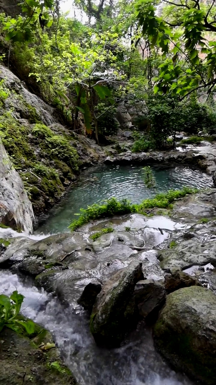 Hidalgo Tolantongo Grutas -沉浸在大自然的美丽中视频素材