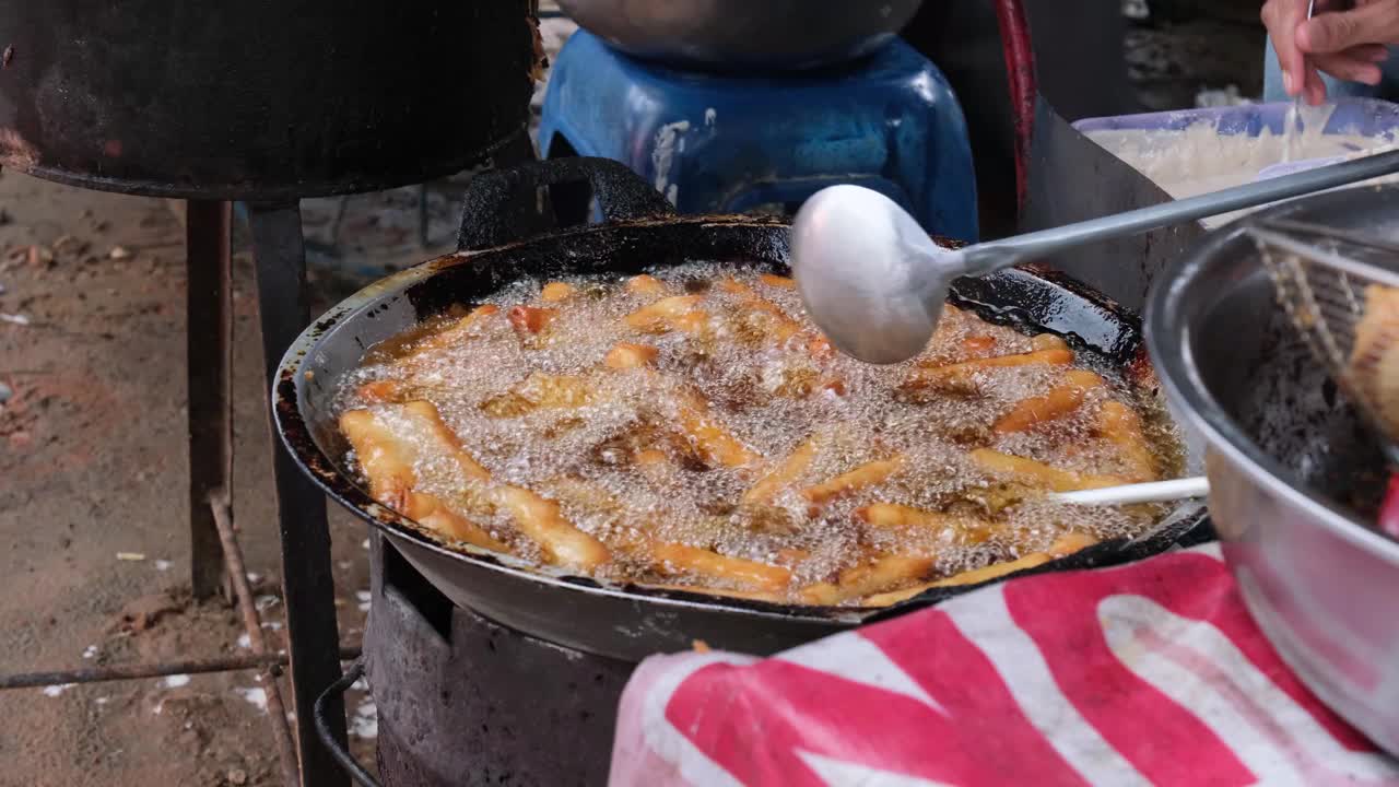 街头油炸食品视频下载