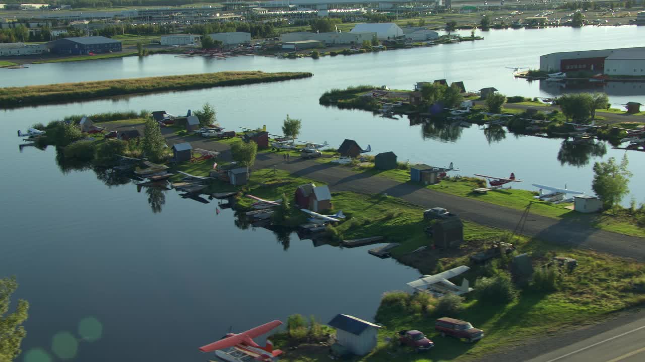 空中胡德湖水上飞机基地/安克雷奇，阿拉斯加视频素材