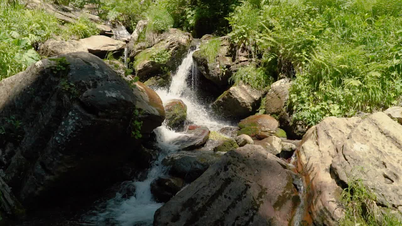 野山河瀑布水清视频素材