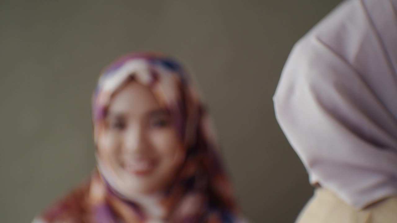 伊斯兰妇女/肖像视频素材