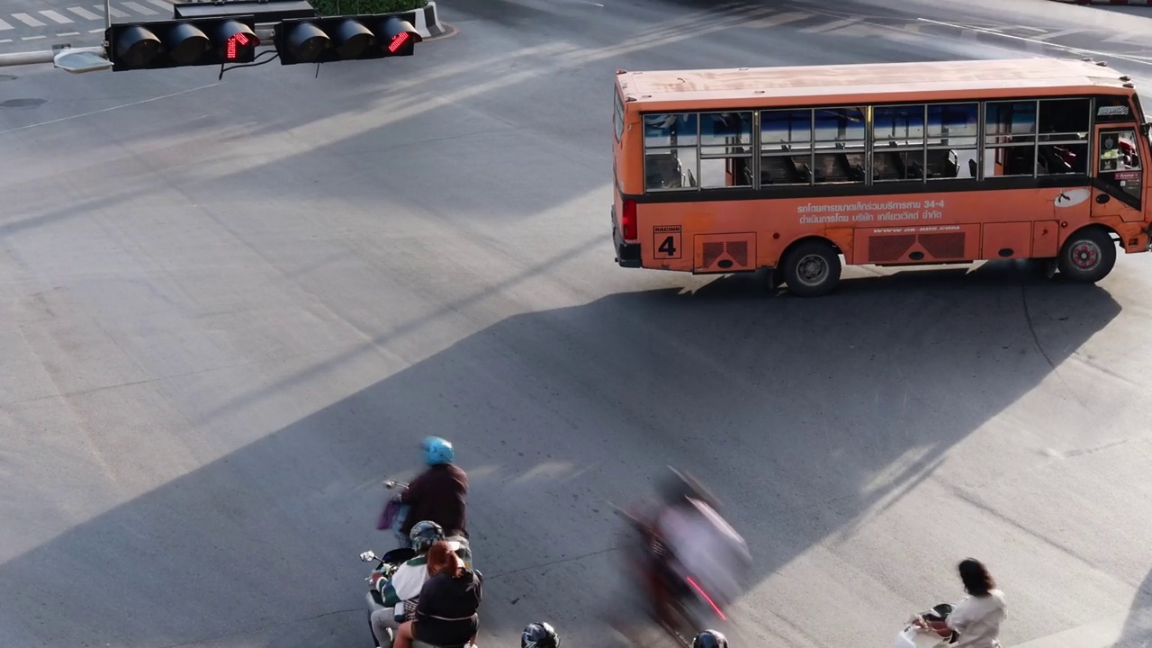 交通高峰期的道路时间流逝视频下载