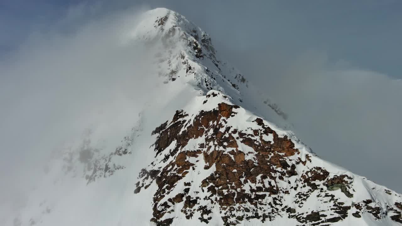 高山雪山景观视频素材