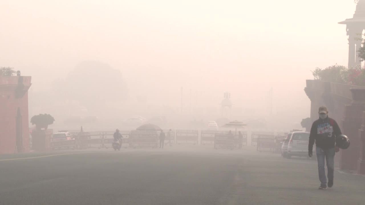 朦胧的印度新德里视频素材