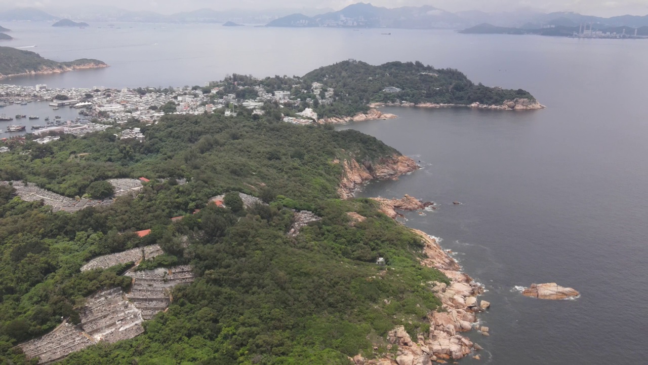 香港长洲岛鸟瞰图。后退，建立拍摄视频素材