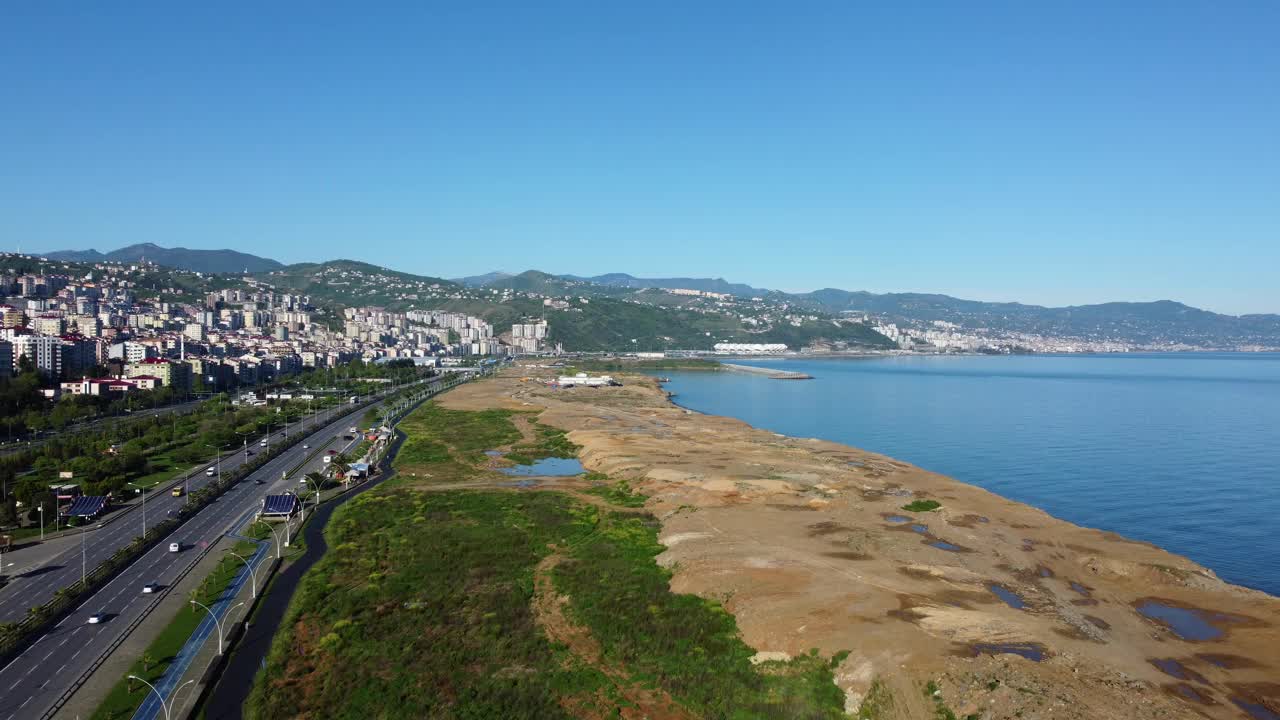 特拉布宗海岸远景，航拍照片视频素材