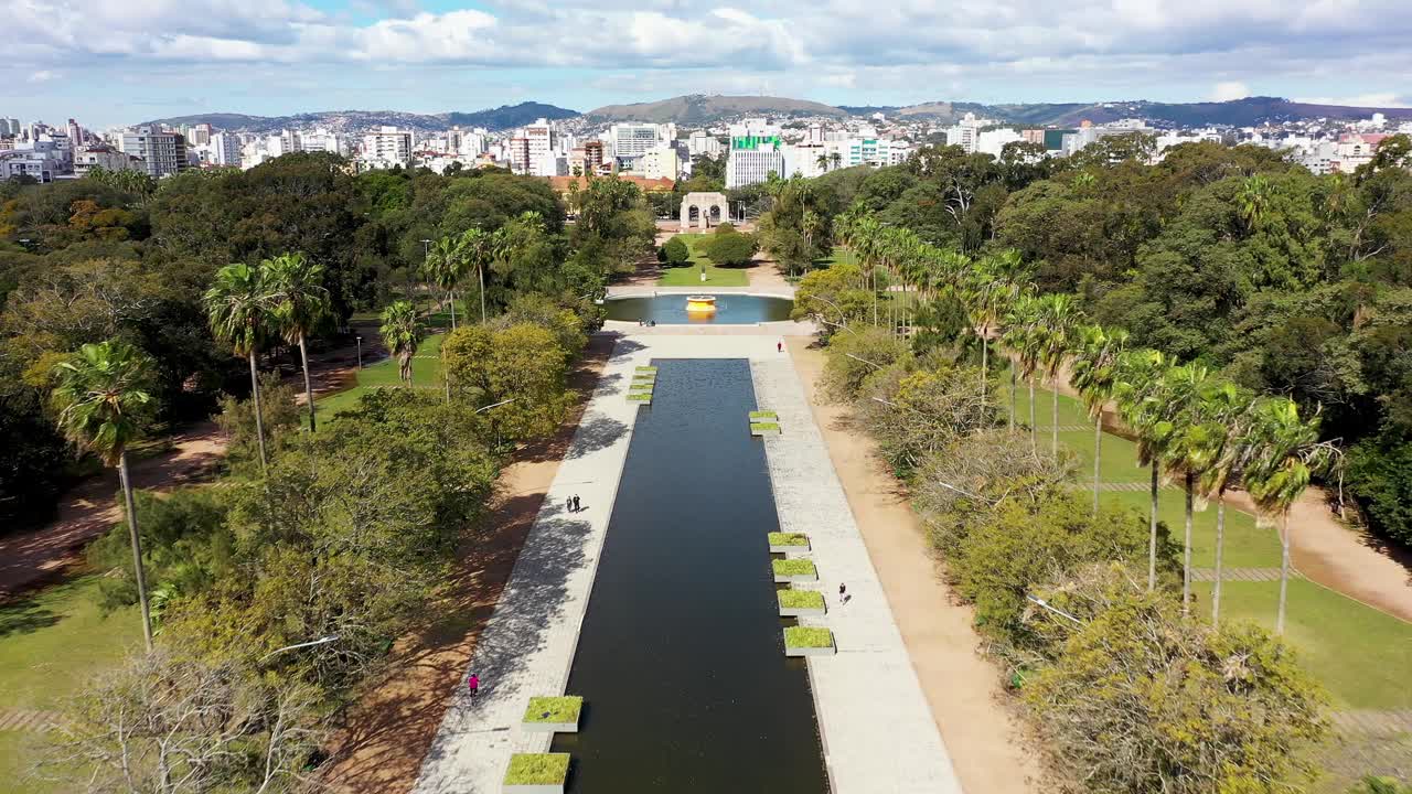 巴西阿雷格里港。巴西城市天际线地标。市中心的建筑视频素材