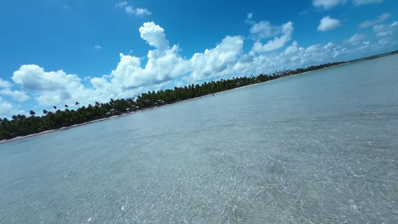 巴西阿拉戈斯州马拉戈吉的海滩景色。旅游景观。视频素材