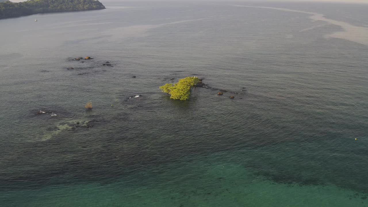 美丽的热带岛屿景观，在泰国的古德岛视频下载