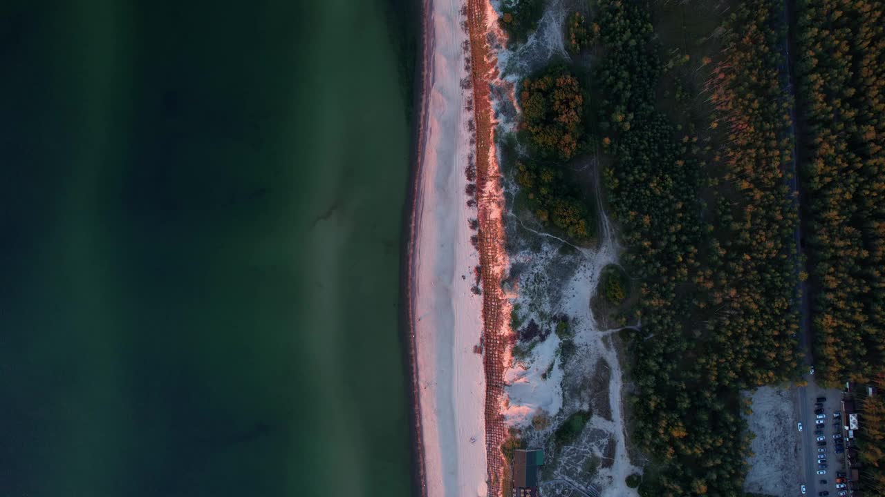 波罗的海沿岸的库尔斯半岛，鸟瞰图视频素材