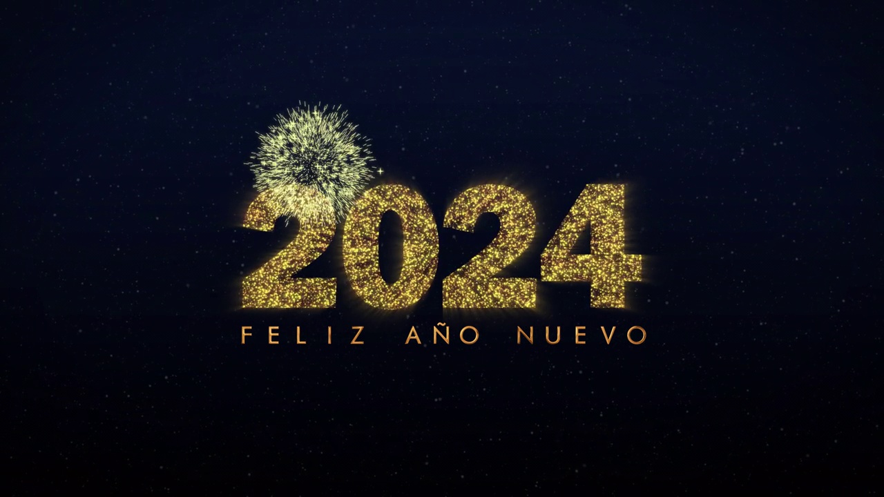 Feliz ano nuevo 2024。2024年新年快乐西班牙语问候。闪闪发光的动画字母和数字在深蓝色的背景。横向金色烟花。视频素材