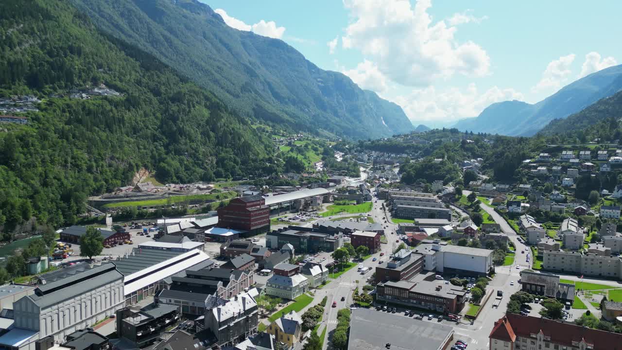 奥达村中心在维斯特兰，挪威，斯堪的纳维亚半岛-空中视频素材