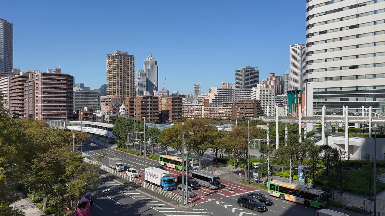 东京大都市的鸟瞰图，繁忙的十字路口视频下载