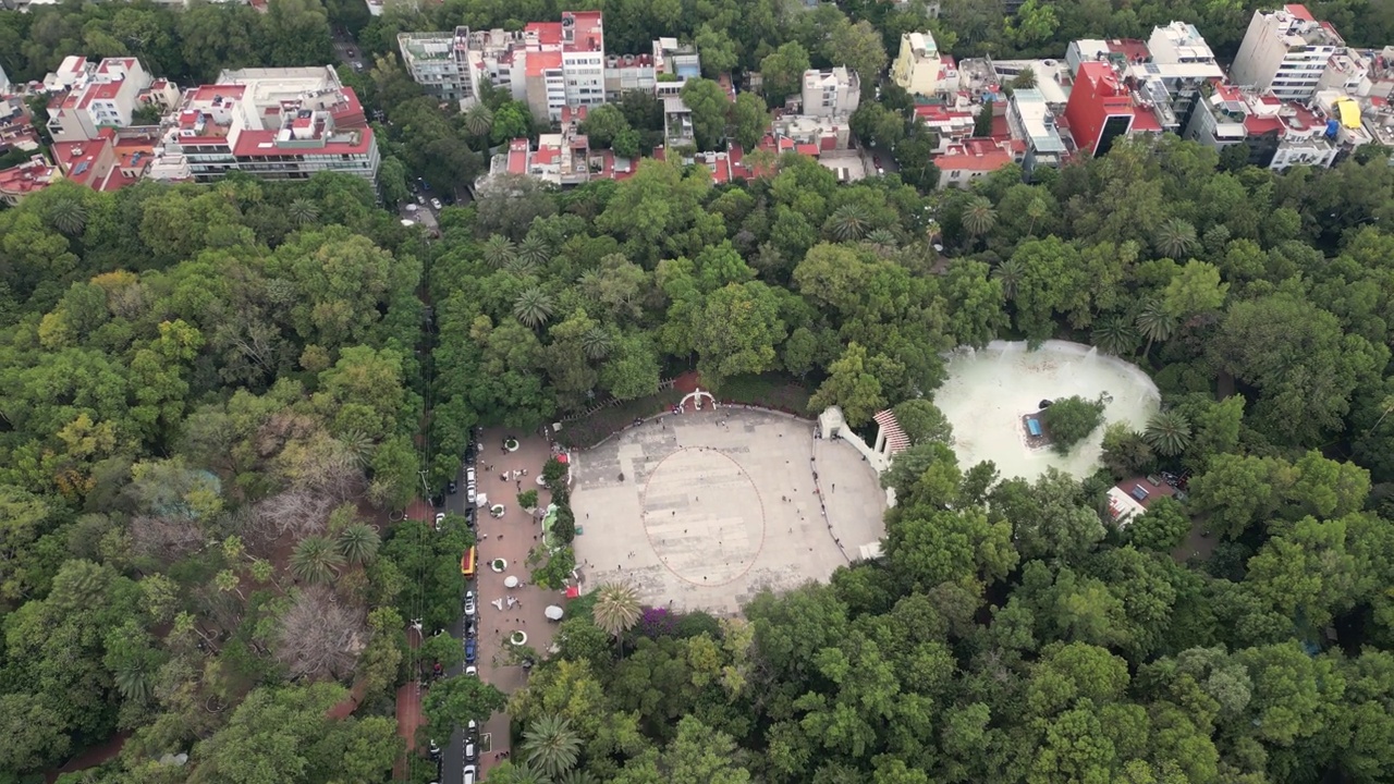 Condesa, Hipodromo和Parque Mexico，墨西哥城正在崛起的房地产视频素材