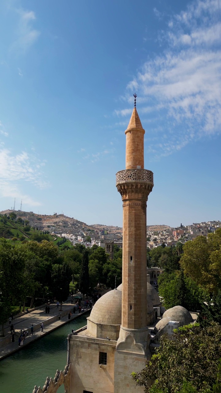 Balıklı Göl Şanlıurfa，鱼湖三留尔发视频素材