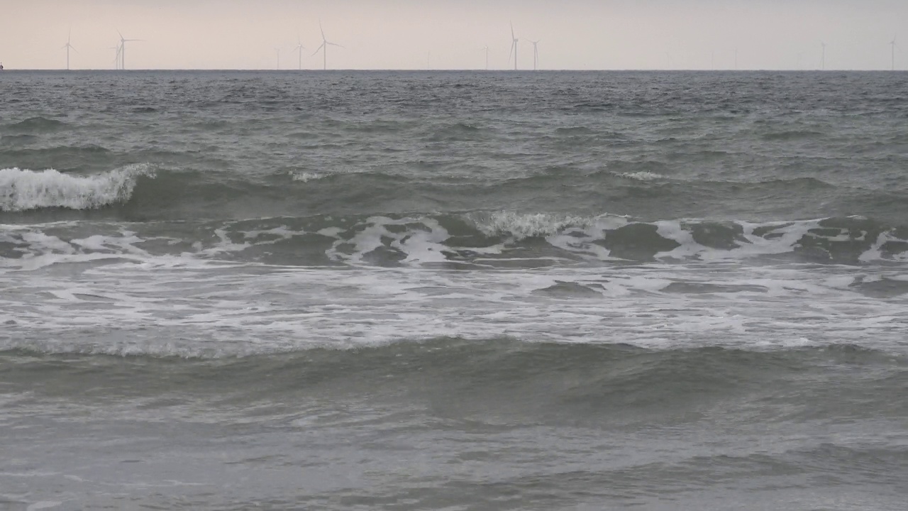 海上风力发电或海上风能在海牙，荷兰视频素材