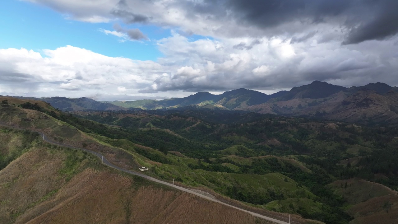 无人机在斐济山区拍摄的视频视频素材