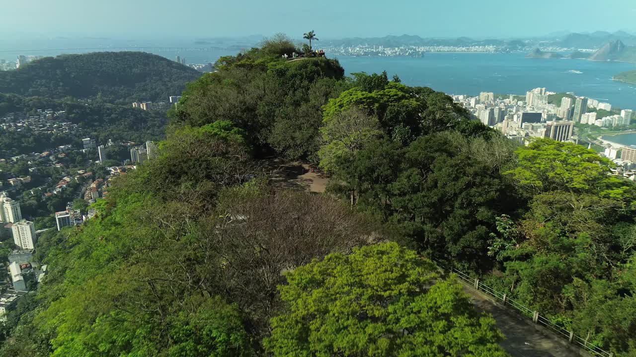 巴西里约热内卢的风景观景台，令人惊叹的空中俯瞰视频素材