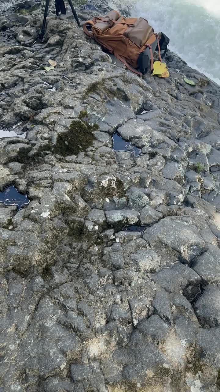 纯净自然的河水视频下载