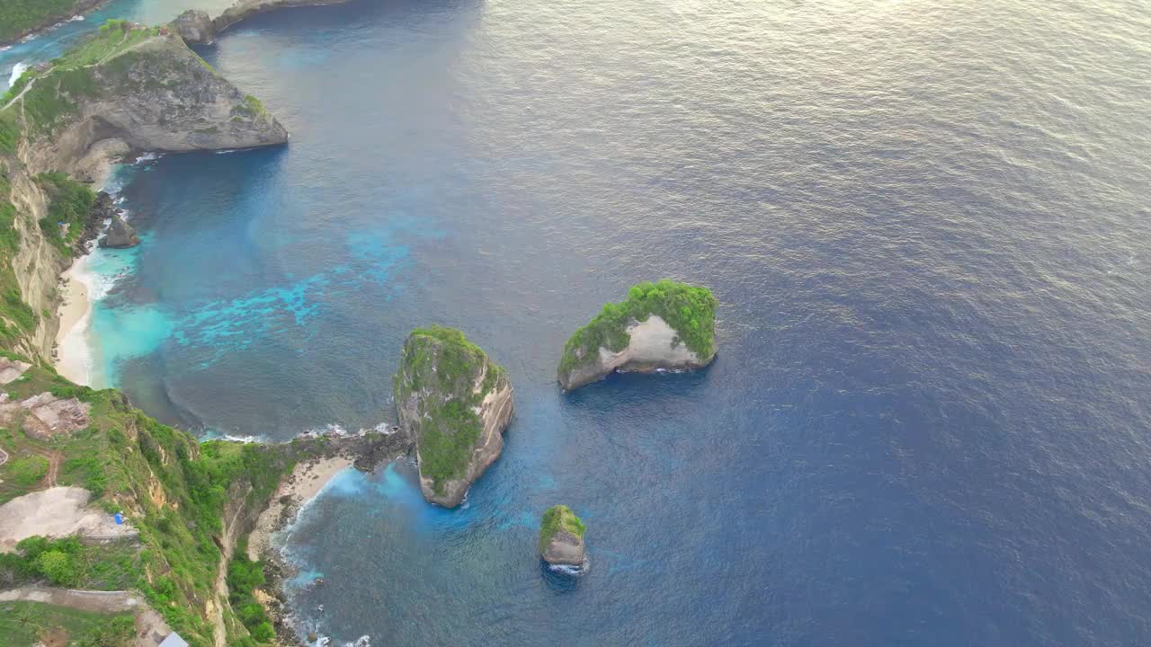 努沙佩尼达岛海岸的空中景观视频素材