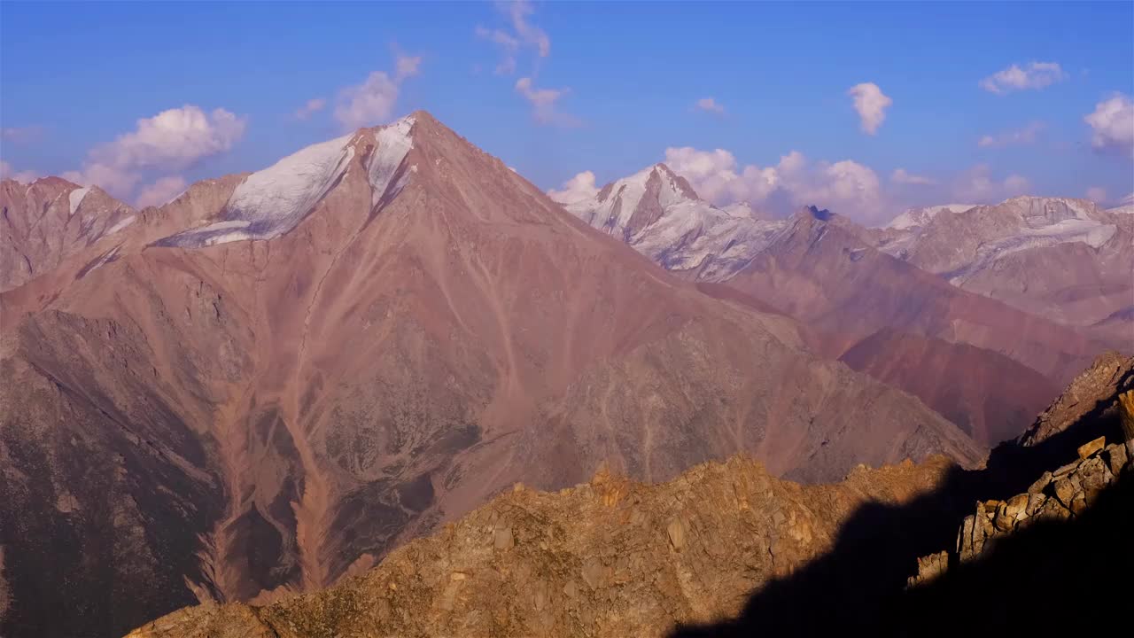 山峰日落时间流逝视频素材