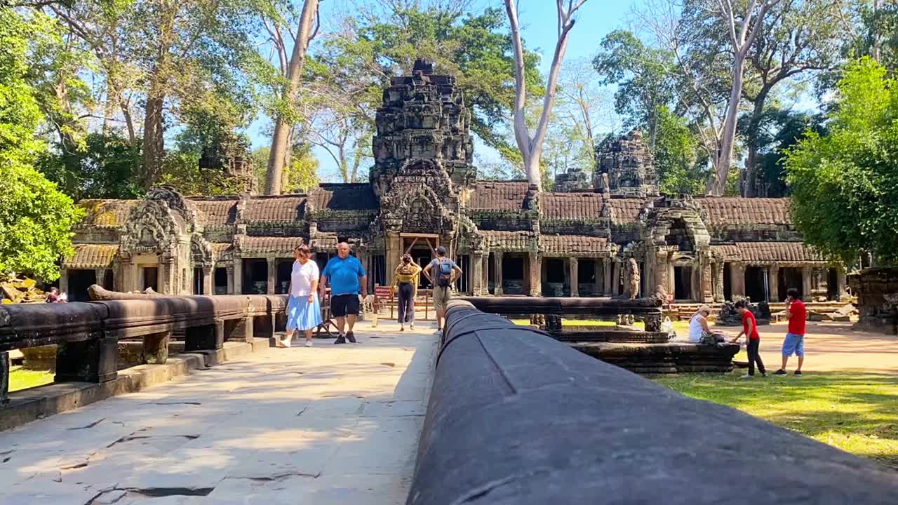 塔普罗姆，一座神秘的高棉文明寺庙，位于柬埔寨吴哥的领土上视频下载