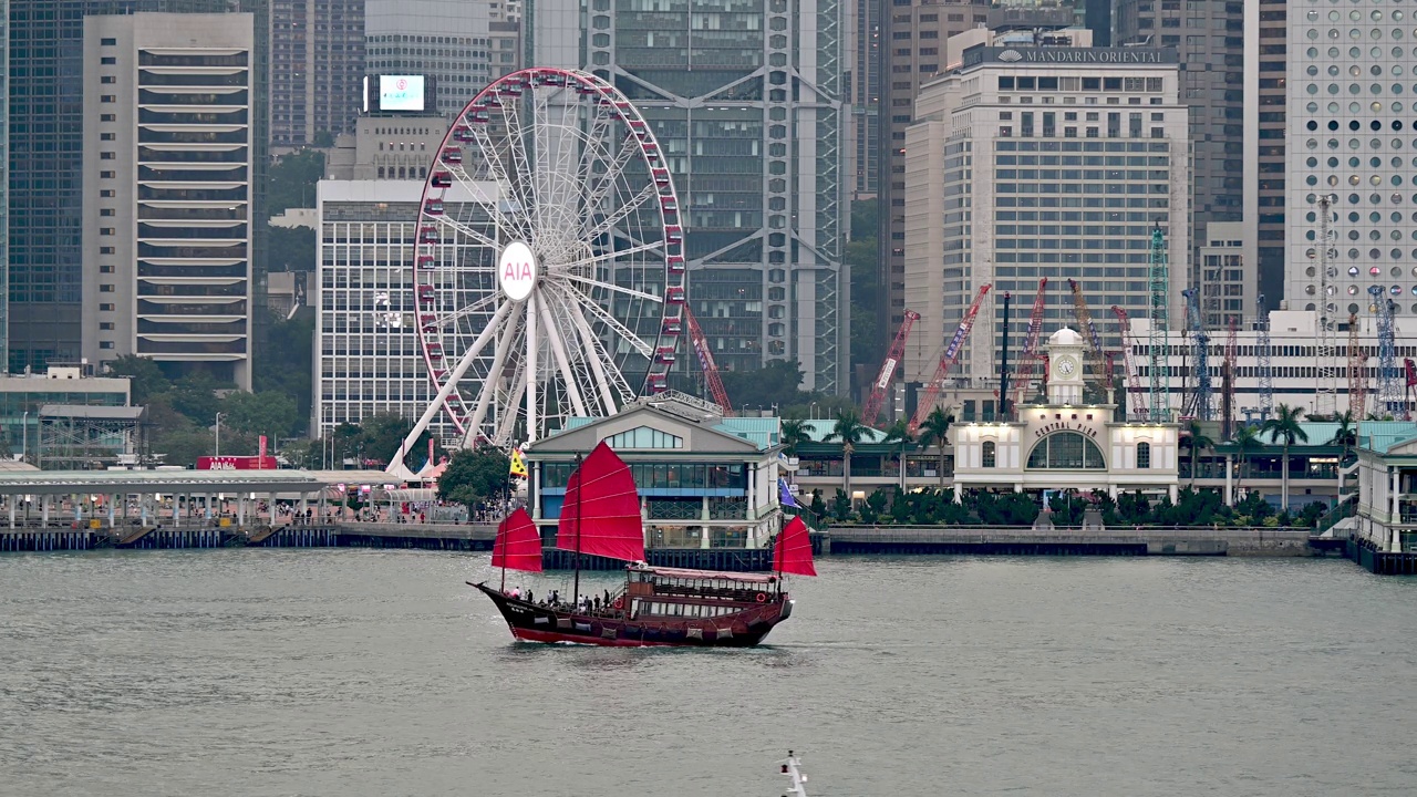 维多利亚港的中国帆船视频下载