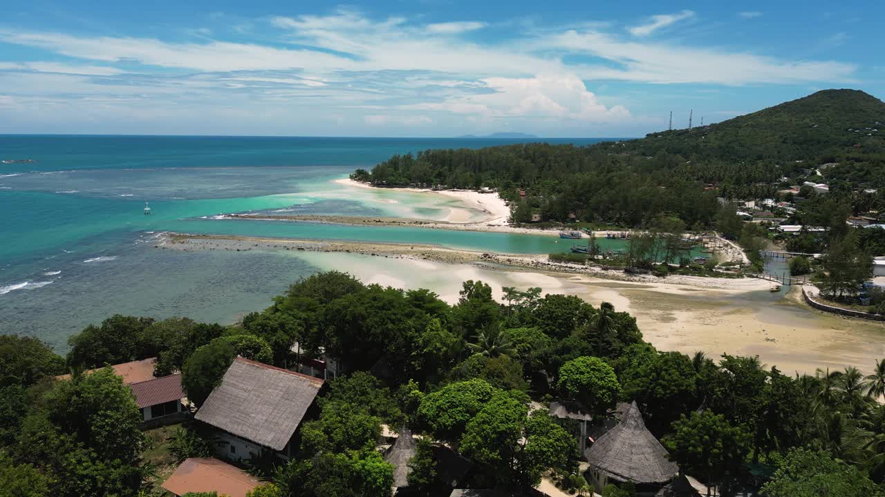 热带泻湖码头在沿海天堂，空中视频素材