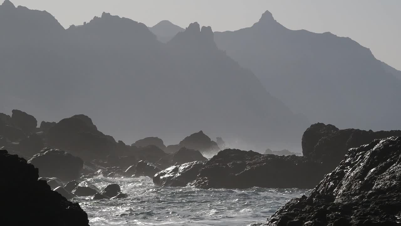 特内里费岛上的贝尼霍海滩视频下载